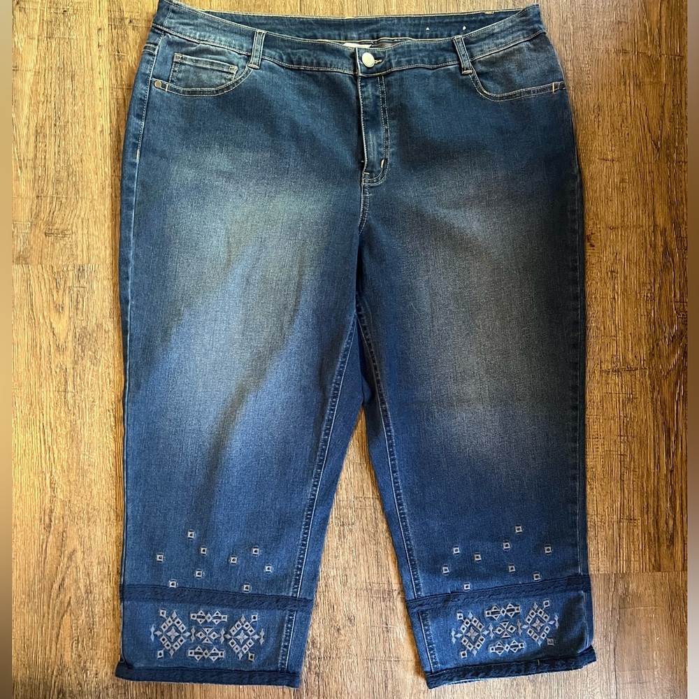 CJ Banks cropped Jean